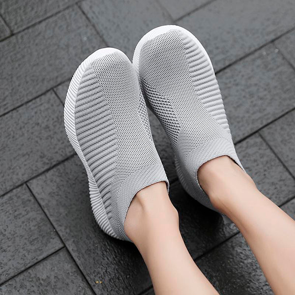 Wide Feet Shoes Lightweight Sneakers